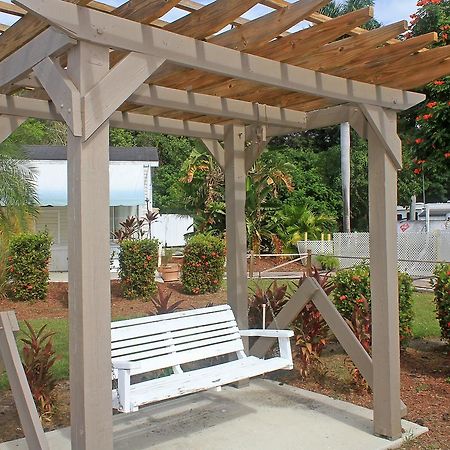 Fort Myers Beach Resort Two-Bedroom Park Model 4 Harlem Heights Eksteriør bilde